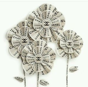 Meet your Posher, Carol